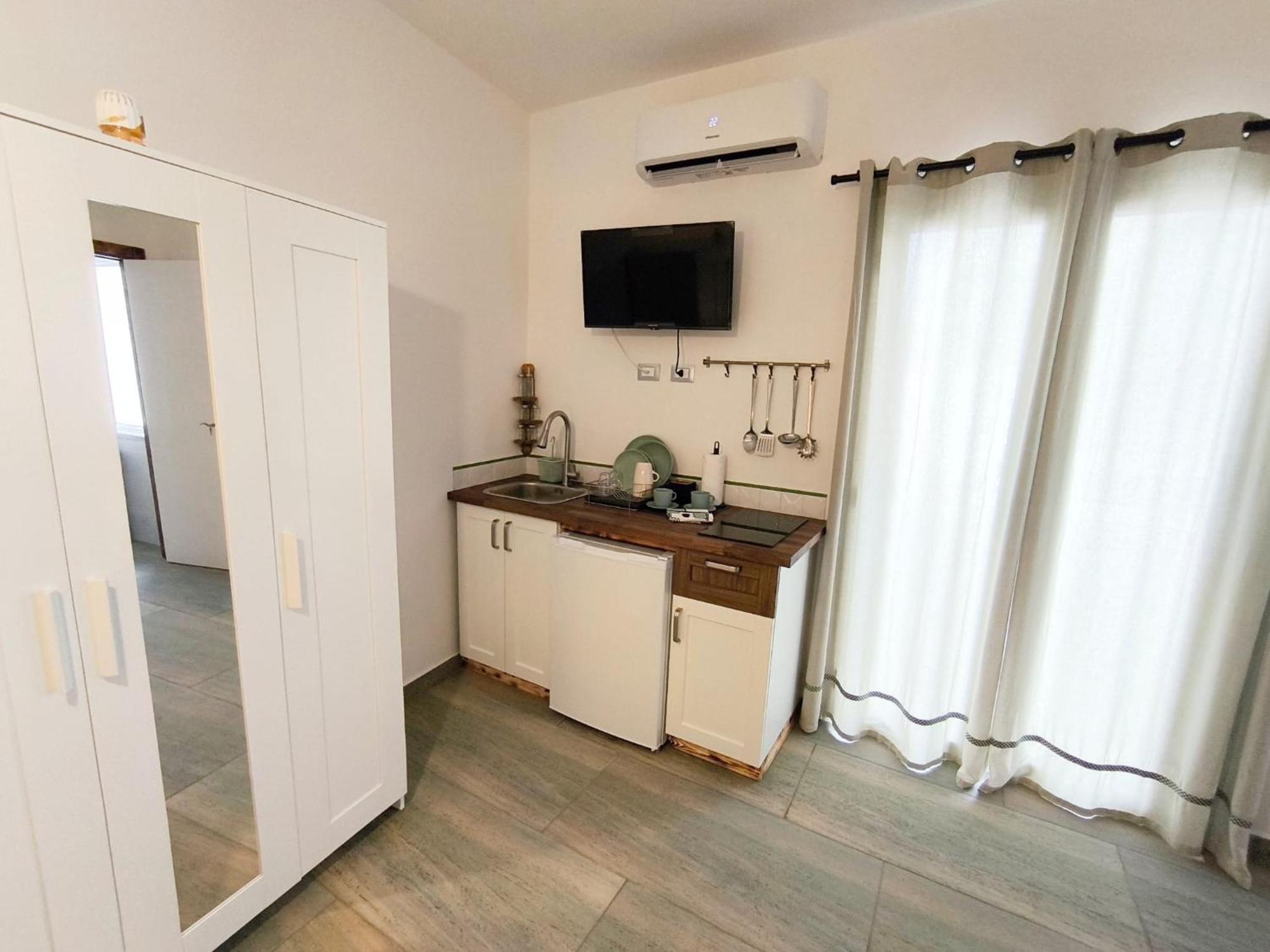 Casa Vacanze Green House Теразини Екстериор снимка